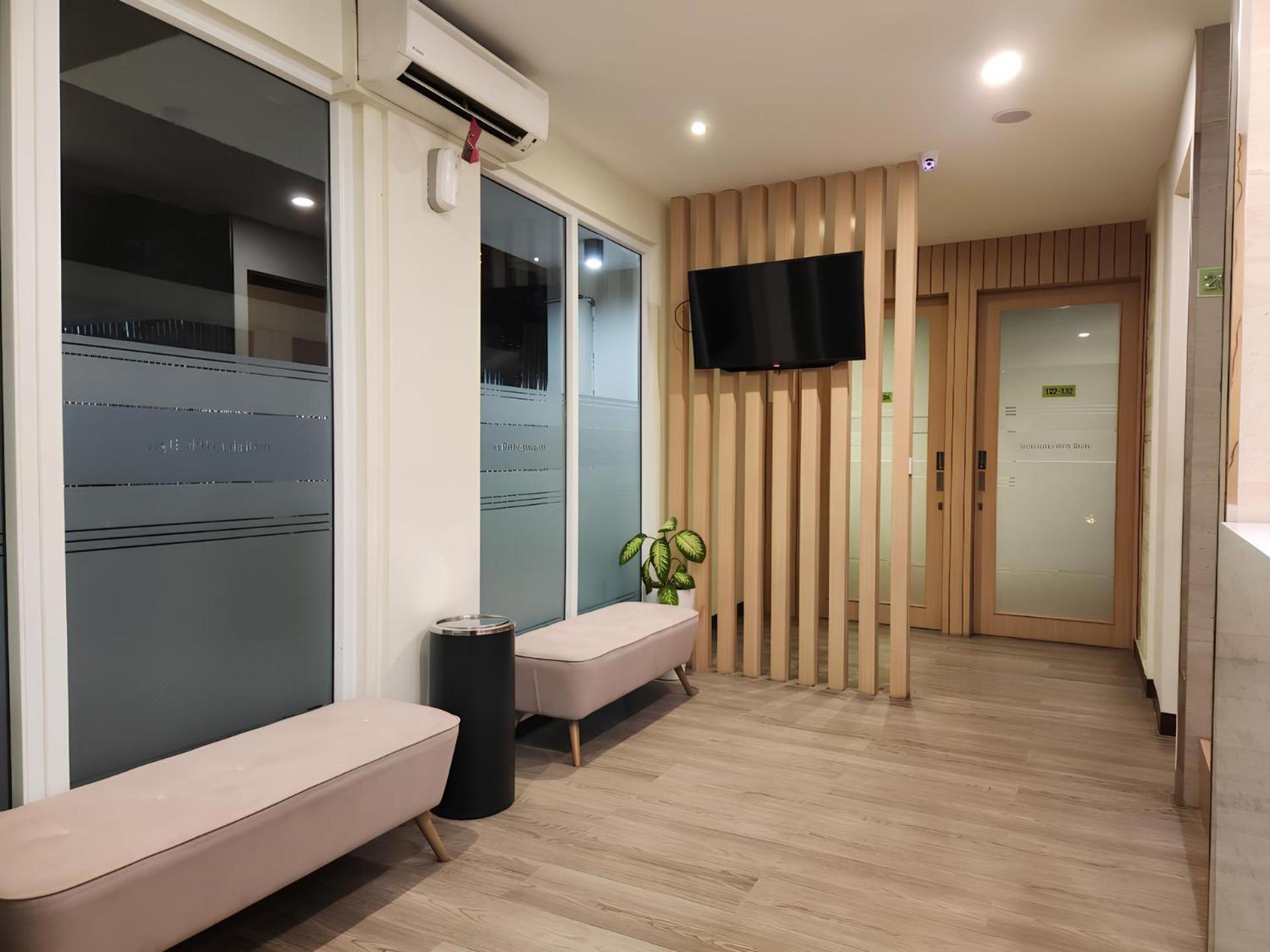Whiz Capsule Hotel Thamrin Jakarta Kültér fotó